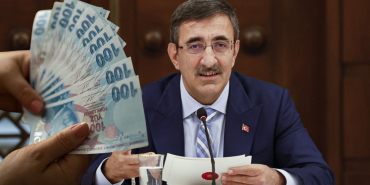 emekliye-refah-payi-verilecek-mi-ne-kadar-olacak-emekli-maasi-kanun-degisikligi-gundemde-17368670329032